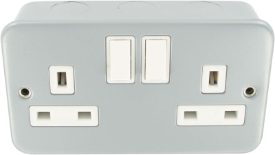 2G 13A SOCKET D.P. METAL CLAD